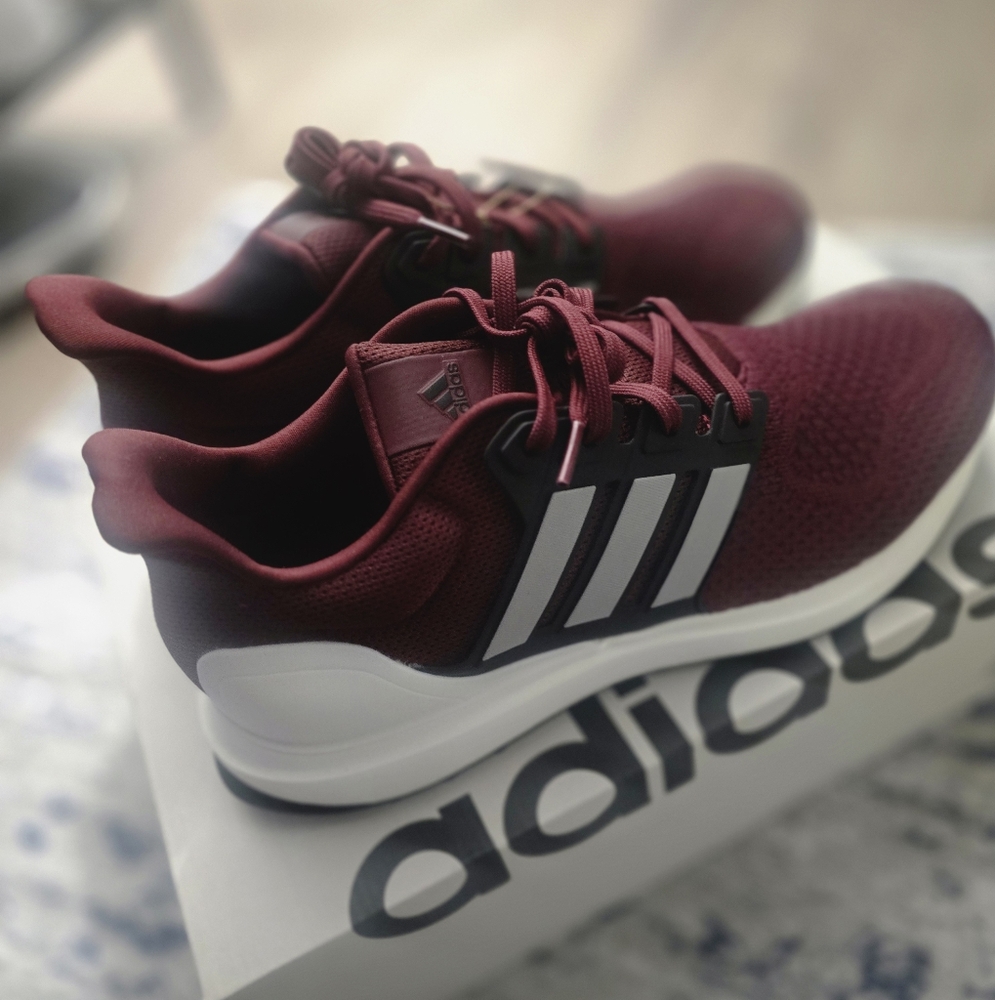 Adidas running shoes 2024